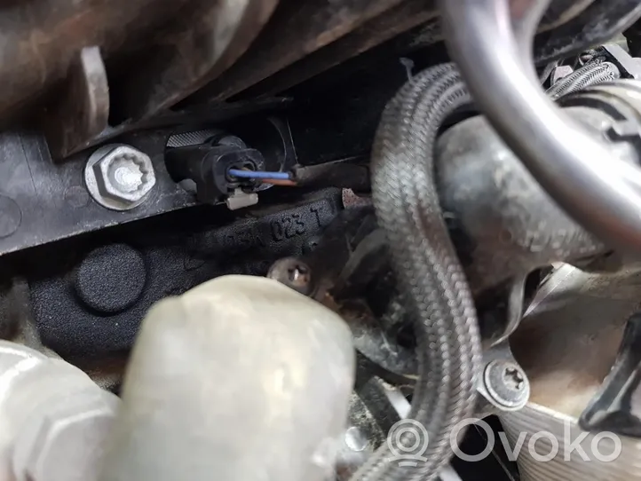Volkswagen Crafter Silnik / Komplet DNAE