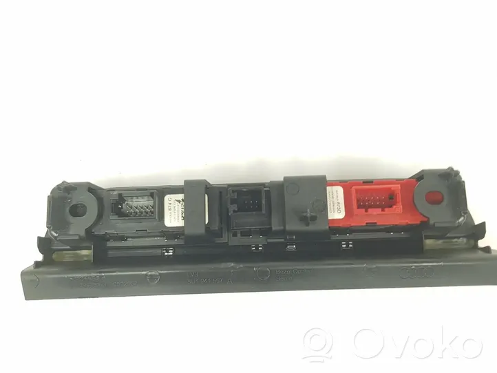 Audi RS Q3 Inne przełączniki i przyciski 8U0959673D