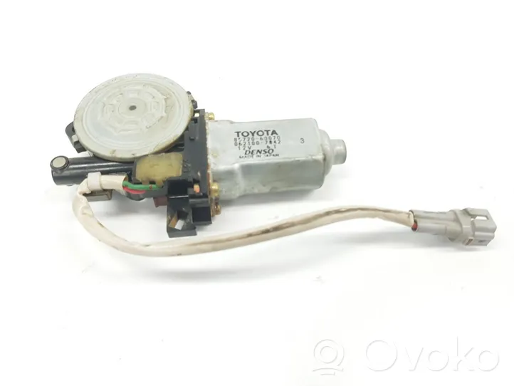 Toyota Land Cruiser (HDJ90) Silniczek podnoszenia szyby drzwi tylnych 8572060070