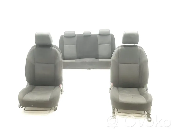 Toyota Hilux (AN10, AN20, AN30) Juego del asiento 