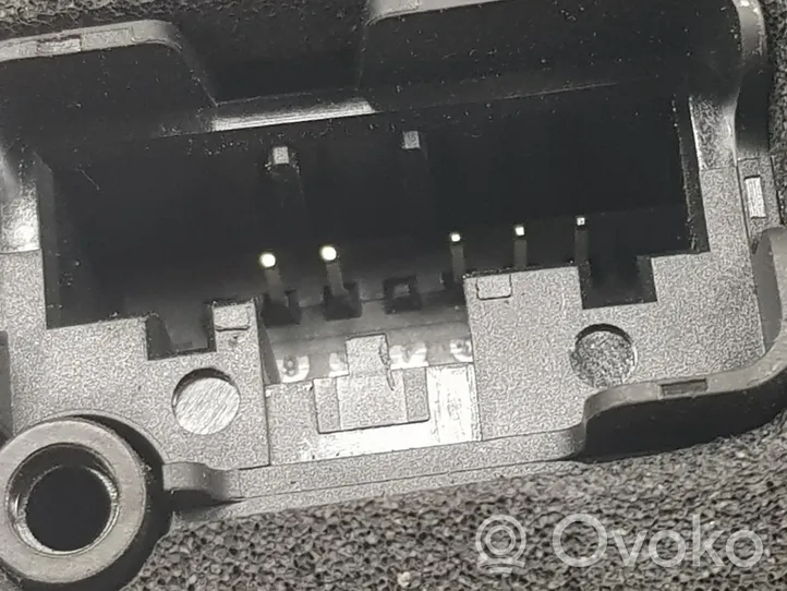 Volkswagen T-Roc Zamek drzwi przednich 3J1837016