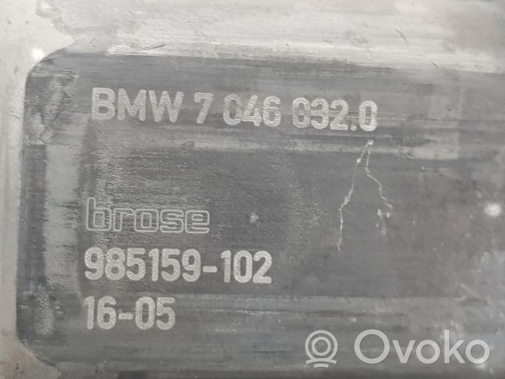 BMW 4 F36 Gran coupe Priekinis varikliukas langų pakėlėjo 67627046032