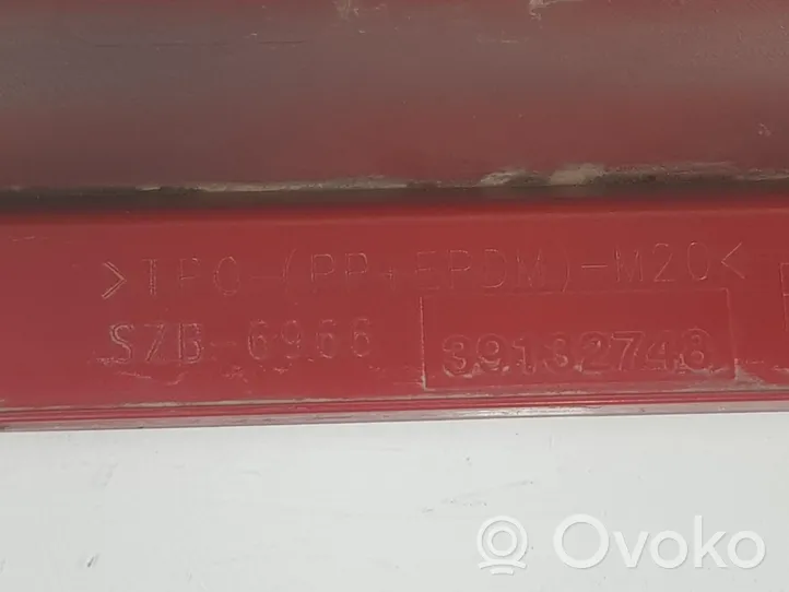 Opel Insignia B Garniture de marche-pieds / jupe latérale 39132748