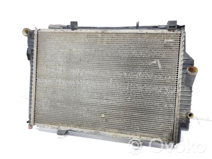 Mercedes-Benz CLK A208 C208 Radiateur de refroidissement A2025008203