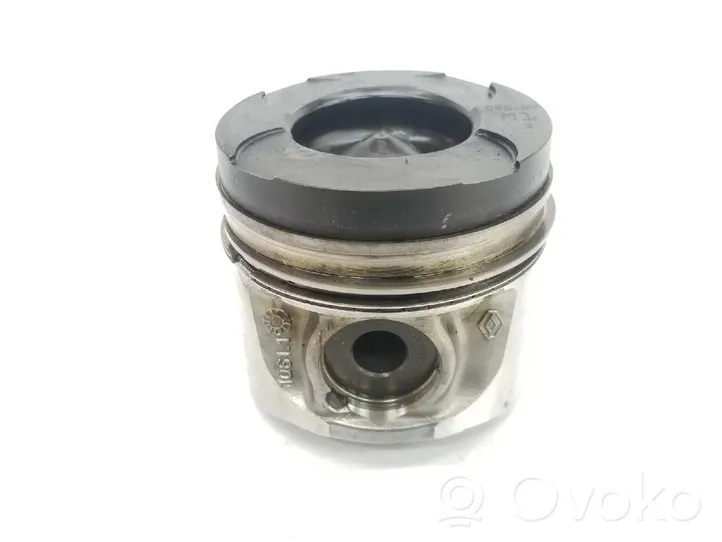 Renault Master II Piston with connecting rod 7701477440