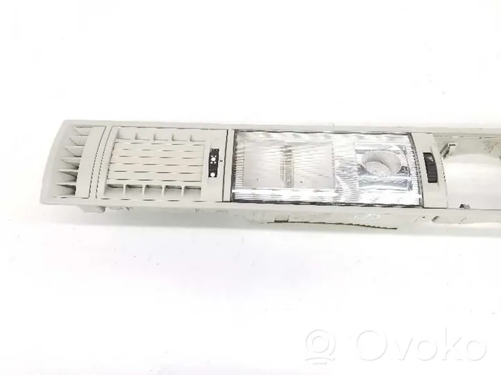 Volkswagen Transporter - Caravelle T5 Rivestimento della console di illuminazione installata sul rivestimento del tetto 3B0947109