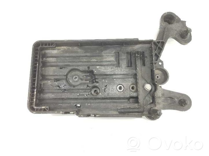 Seat Leon IV Staffa di montaggio della batteria 5Q0803219C