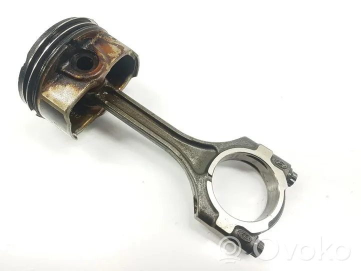 Hyundai Tucson TL Piston avec bielle 230412B602