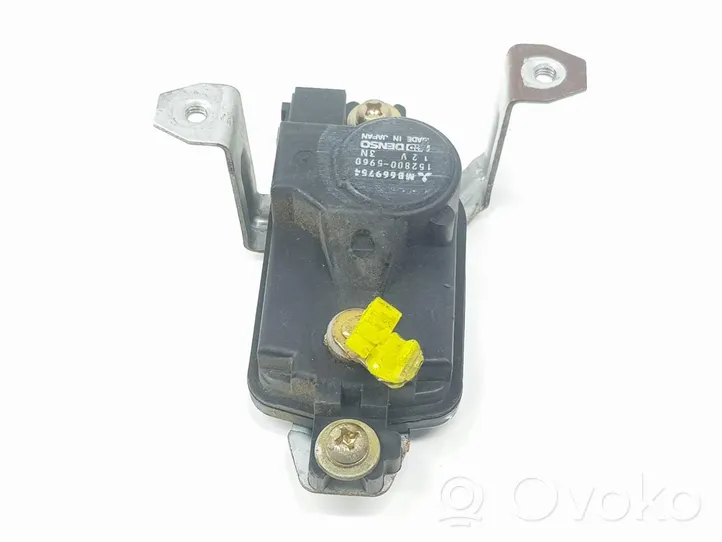 Mitsubishi Montero Moteur / actionneur de volet de climatisation MB669754