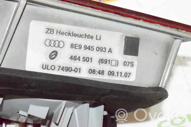 Audi A4 S4 B6 8E 8H Luci posteriori del portellone del bagagliaio 8E9945093A