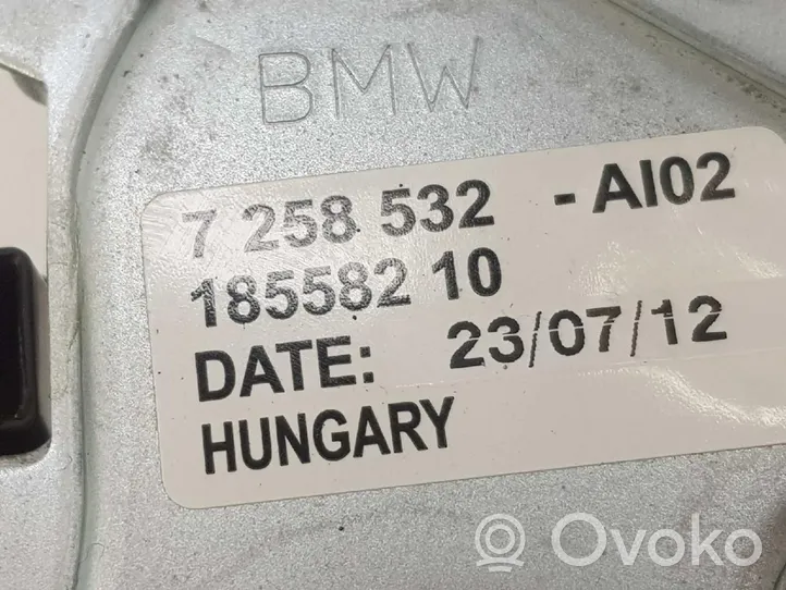 BMW 7 G11 G12 Moteur d'essuie-glace arrière 67327258532