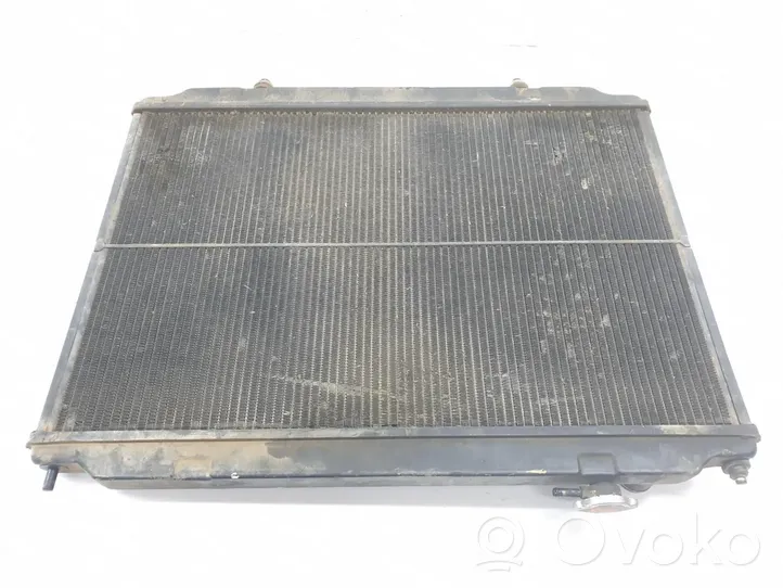 Nissan PickUp Radiateur de refroidissement 214102S710