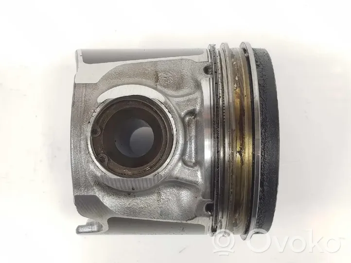 Iveco Daily 6th gen Piston avec bielle 8097645