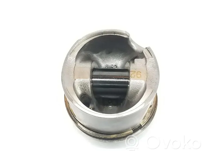 Seat Exeo (3R) Piston avec bielle 03L107065G