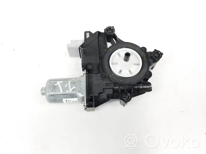 Peugeot 208 Rear door window regulator motor 9829045980