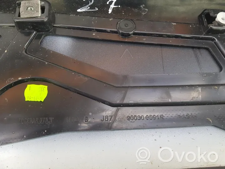 Renault Captur Spoiler del portellone posteriore/bagagliaio 848101327R