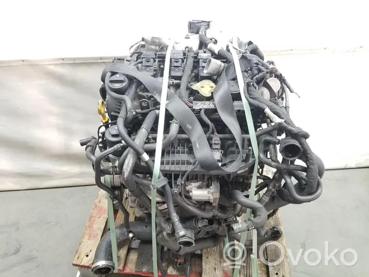 Volkswagen Golf VIII Moottori DNFG