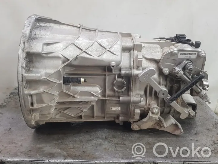 Mercedes-Benz Vito Viano W447 Manual 5 speed gearbox 711680