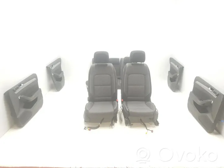 Volkswagen Passat Alltrack Seat set 