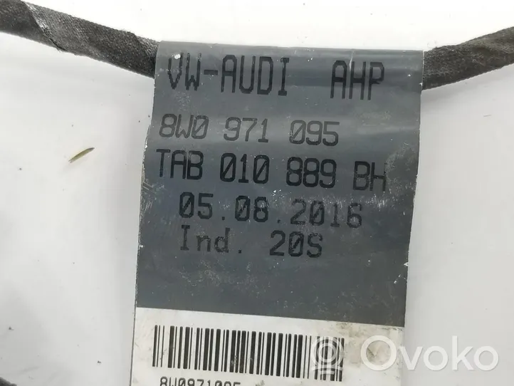 Audi A4 S4 B9 Pysäköintitutkan anturin johtosarja (PDC) 8W0971095