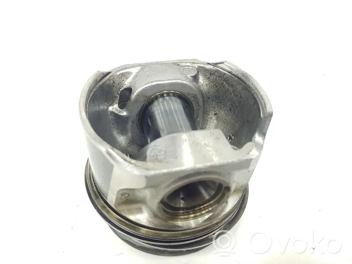 Volkswagen Tiguan Piston avec bielle 03L107065S