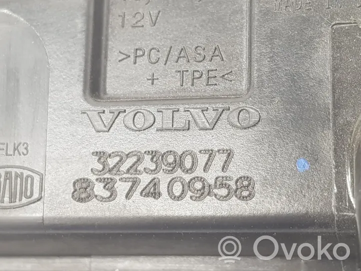 Volvo XC40 Takaluukun/tavaratilan kahva 32239077