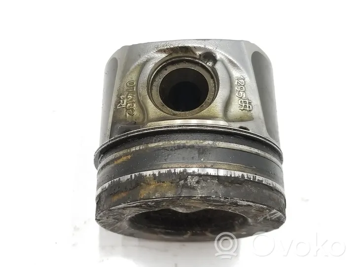 Citroen C1 Piston avec bielle 0628W2