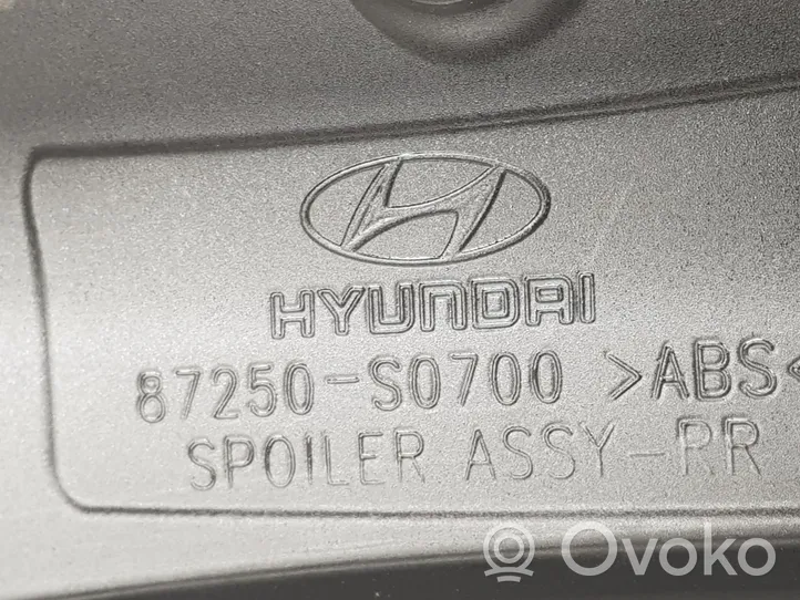 Hyundai i30 Becquet de coffre 87250S0700
