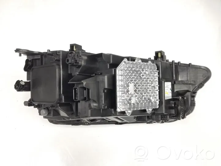 DS Automobiles 7 Crossback Lampa przednia 9831755980