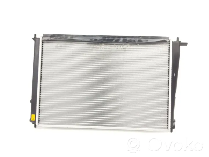 Hyundai H-1, Starex, Satellite Radiateur de refroidissement 253104A100