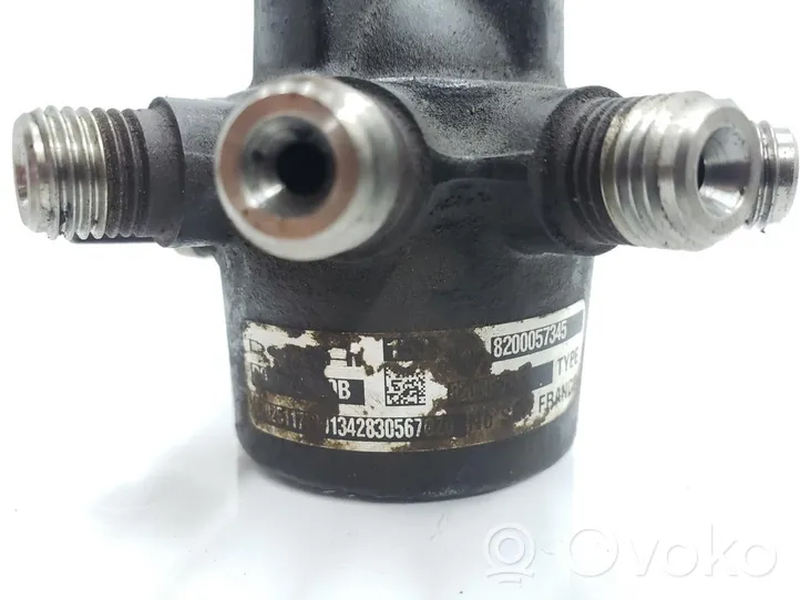 Renault Kangoo I Tuyau de conduite principale de carburant 8200057345