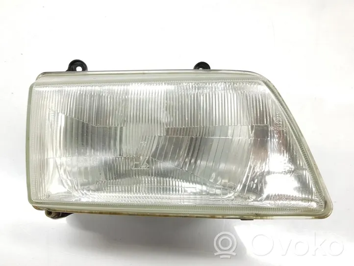 Opel Frontera A Lampa przednia 91143329