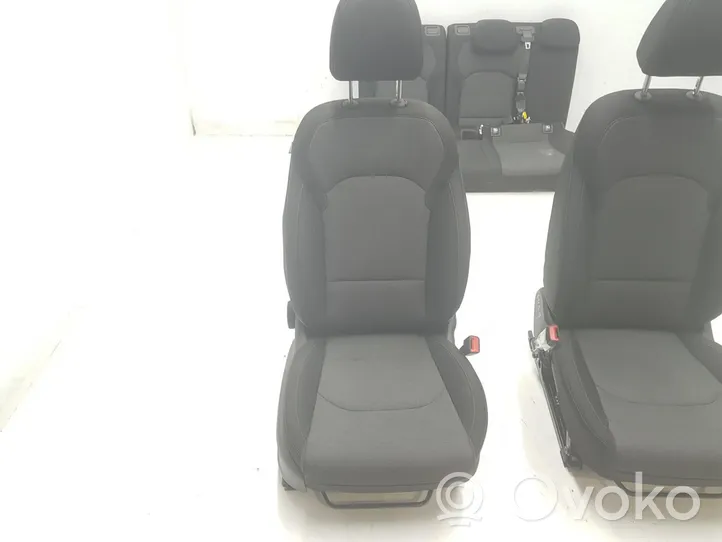 Hyundai i30 Sitze komplett 