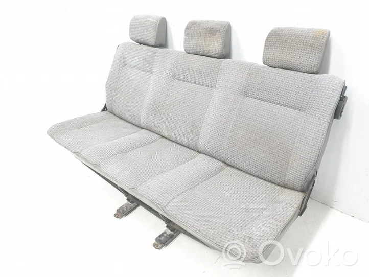 Volkswagen Transporter - Caravelle T4 Third row seats 