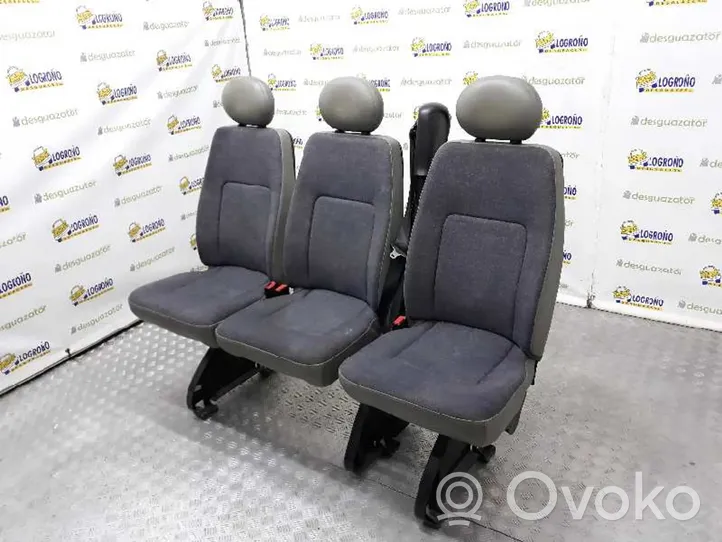 Nissan Interstar Kanapa tylna / Fotel drugiego rzędu 