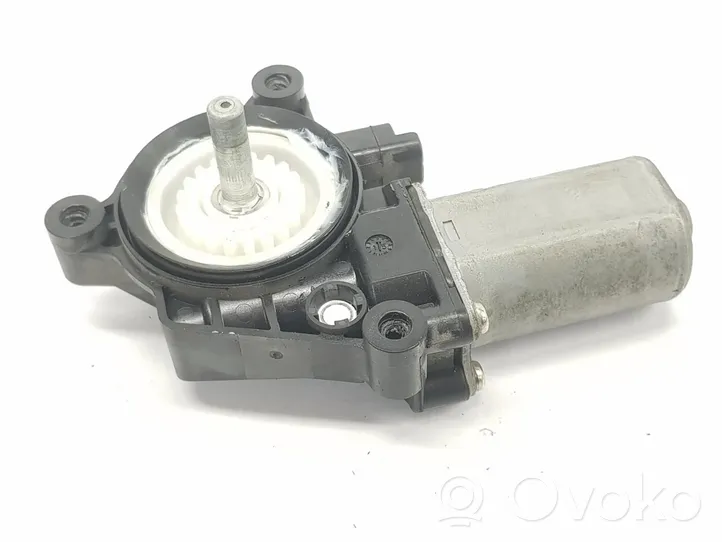 Nissan Qashqai Motorino alzacristalli della portiera posteriore 827004EA0A