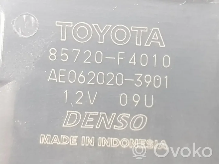 Toyota C-HR Motorino alzacristalli della portiera anteriore 69820F4010
