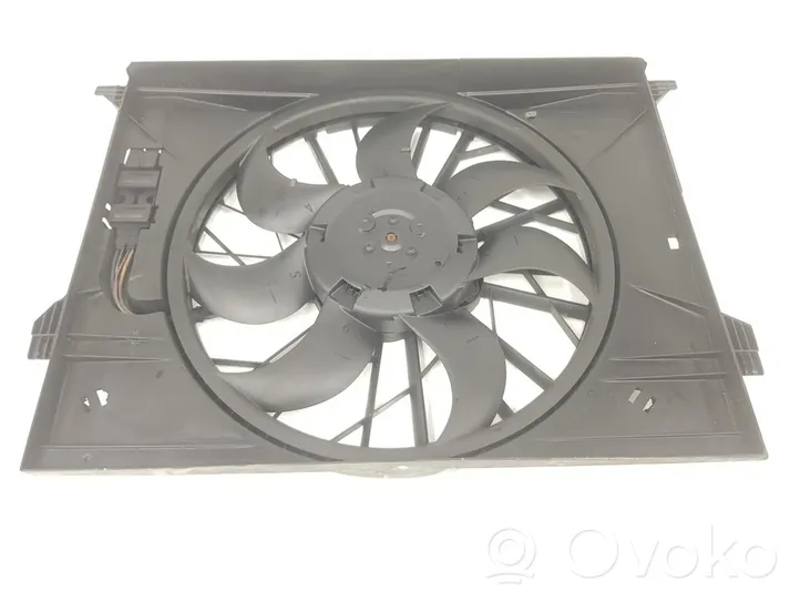 Mercedes-Benz CLS C218 AMG Ventilateur de refroidissement de radiateur électrique 1137328109