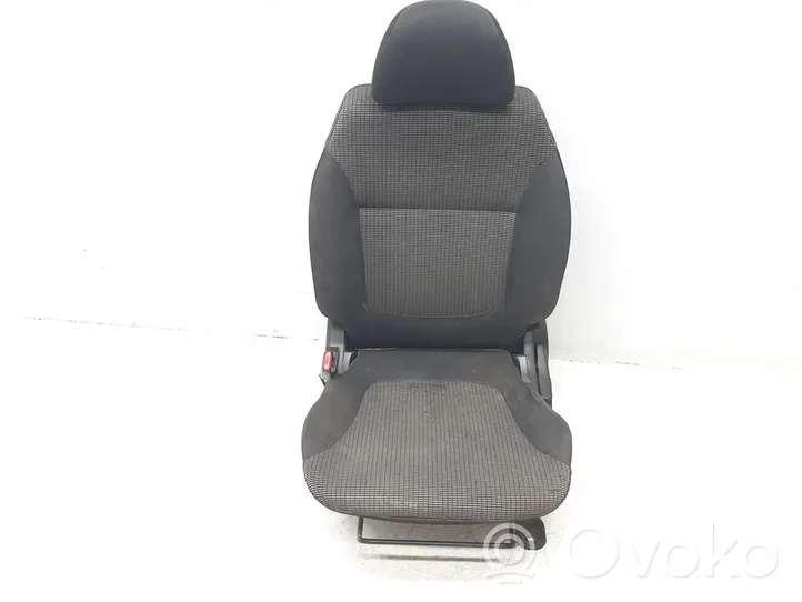 Mitsubishi L200 Seat set 