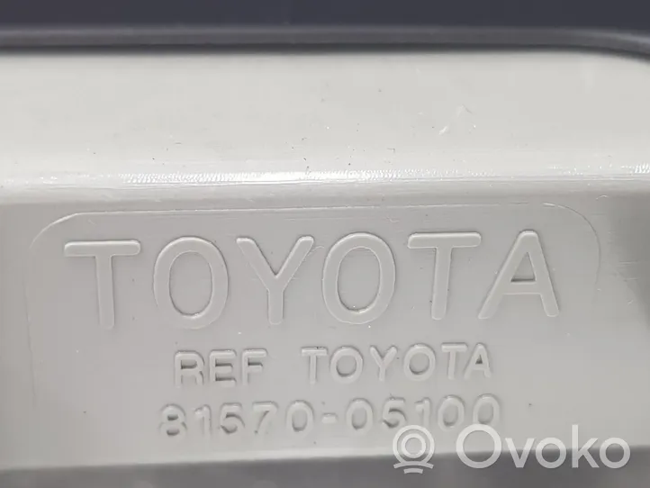 Toyota Avensis T270 Trzecie światło stop 8157005100