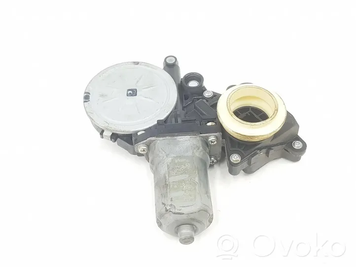 Toyota Avensis T270 Moteur de lève-vitre de porte arrière 8570102010