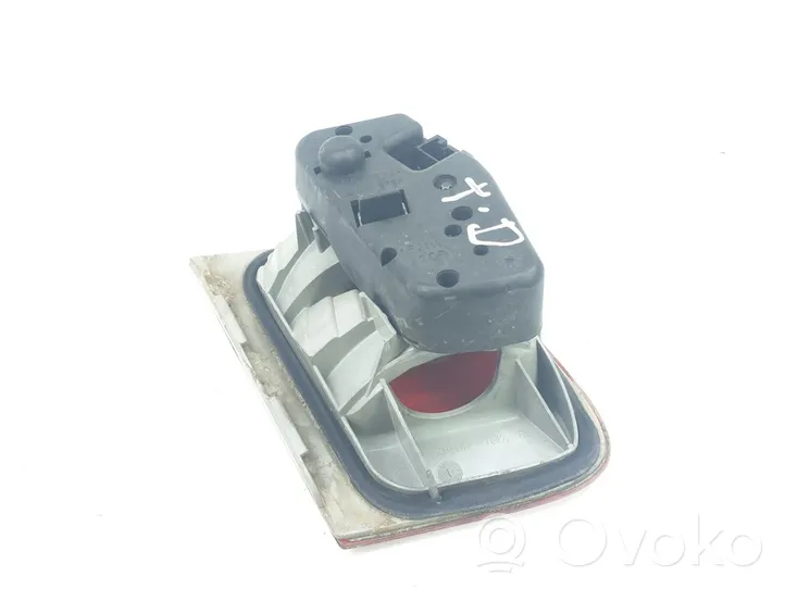 BMW 3 E46 Lampa tylna 6907946