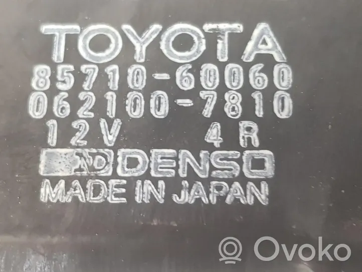 Toyota Land Cruiser (HDJ90) Silniczek podnośnika szyby drzwi przednich 8571060060