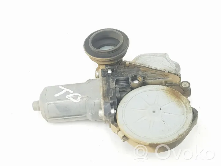 Toyota Land Cruiser (J120) Moteur de lève-vitre de porte arrière 8572075030