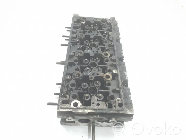 Volkswagen PASSAT B8 Engine head 04L103063M