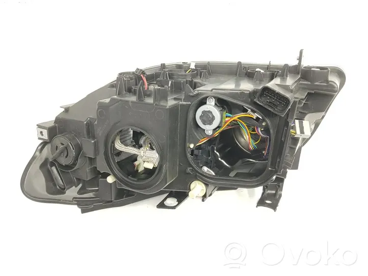 BMW X1 E84 Lampa przednia 63117290268