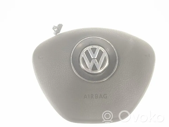 Volkswagen PASSAT B8 Oro pagalvių komplektas su panele KITDEAIRBAG