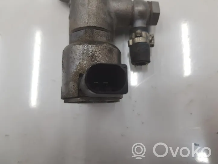 Mercedes-Benz A W176 Tuyau de conduite principale de carburant A6510700495