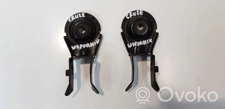 Chevrolet Cruze Ventiliatora propellers 