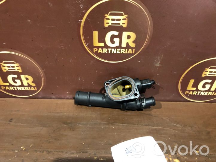 Volkswagen PASSAT B6 Tuyau de liquide de refroidissement moteur 03G121132